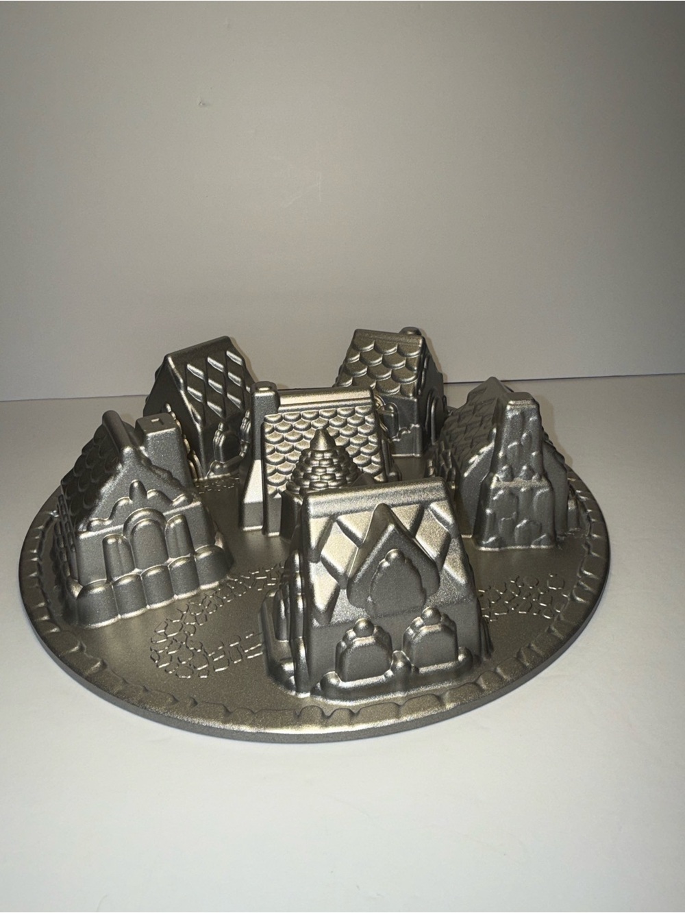 Nordic Ware Cozy Village Non-Stick Aluminum Village Cake Pan Silver